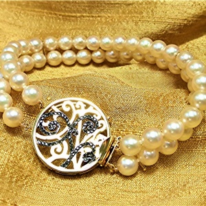14k gold and diamond pearl clasp