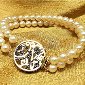 14k gold and diamond pearl clasp