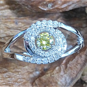 Canary cluster top diamond ring