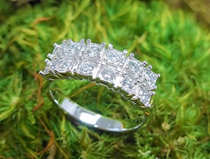 Illusion set two row diamond ring